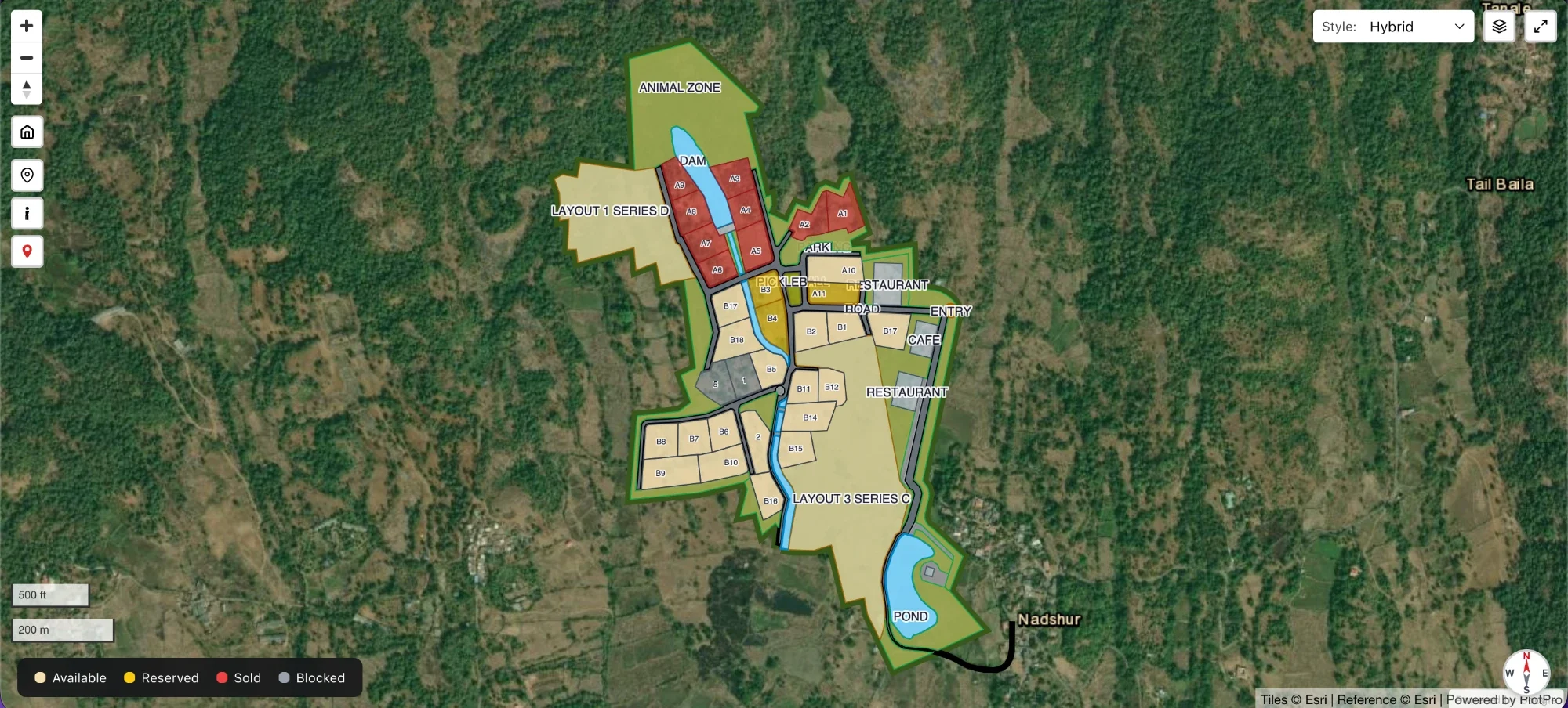 Live inventory map of The Farmery Commune showing available, reserved and sold plots